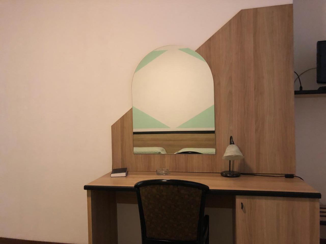 Hotel Roma Cassano Magnago エクステリア 写真